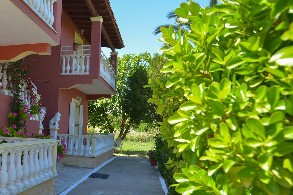 Appartement Giannis And Fridas Garden à Sidárion Extérieur photo