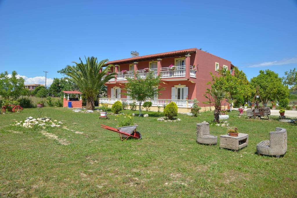 Appartement Giannis And Fridas Garden à Sidárion Extérieur photo
