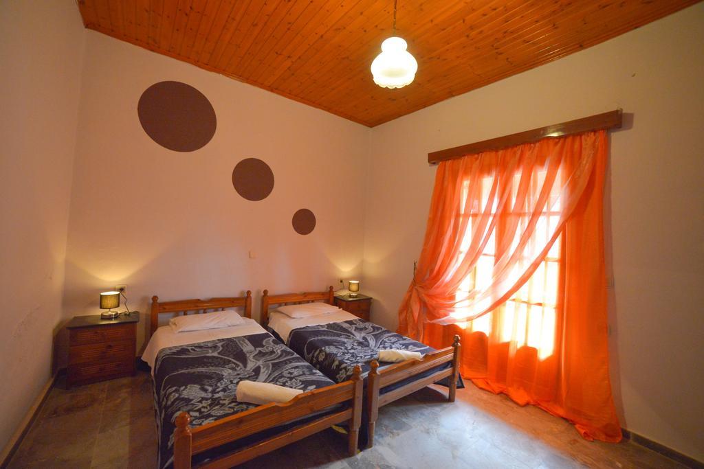 Appartement Giannis And Fridas Garden à Sidárion Chambre photo